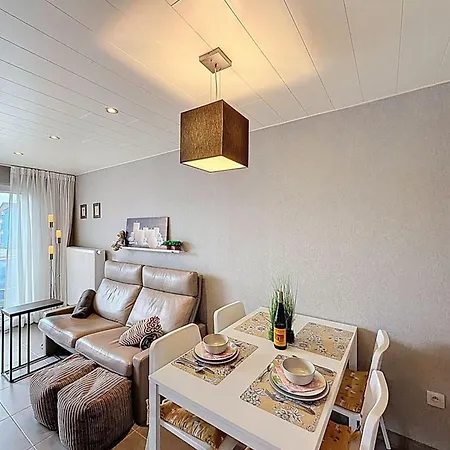 Tureluur Ii With Terrace By Interhome Holiday home
